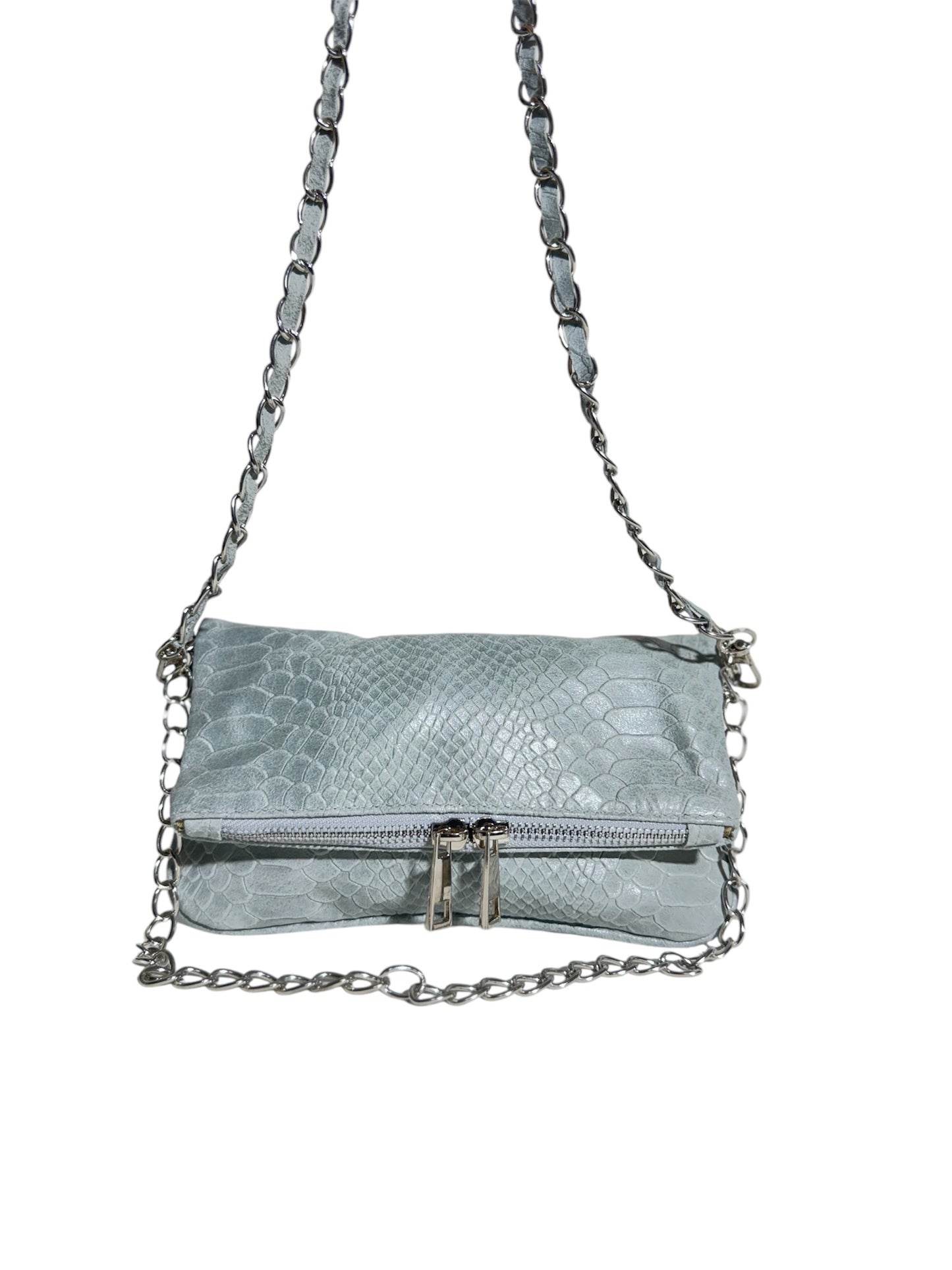 Bolso Azul Textura Reptil con Cadena Plateada